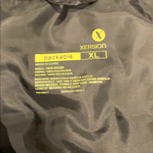 Xersion Black Vest - Picture 2 of 3